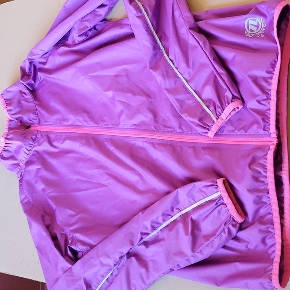 Novara purple 12-14 large windbreaker/ cycling jacket - Picture 1 of 8